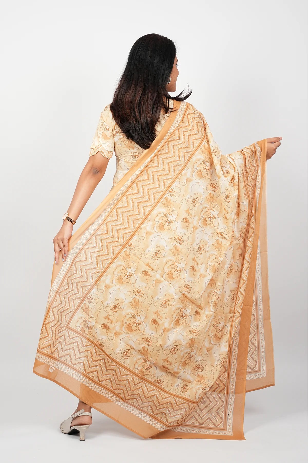 Sandal Straight Cut Kurti Suit Set