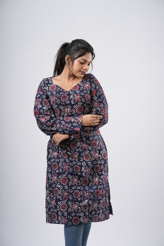 Women's Navy Blue & Red Floral Print Cotton Long Kurti