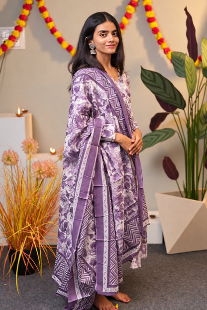 Lilac Alia Cut Kurta Suit Set