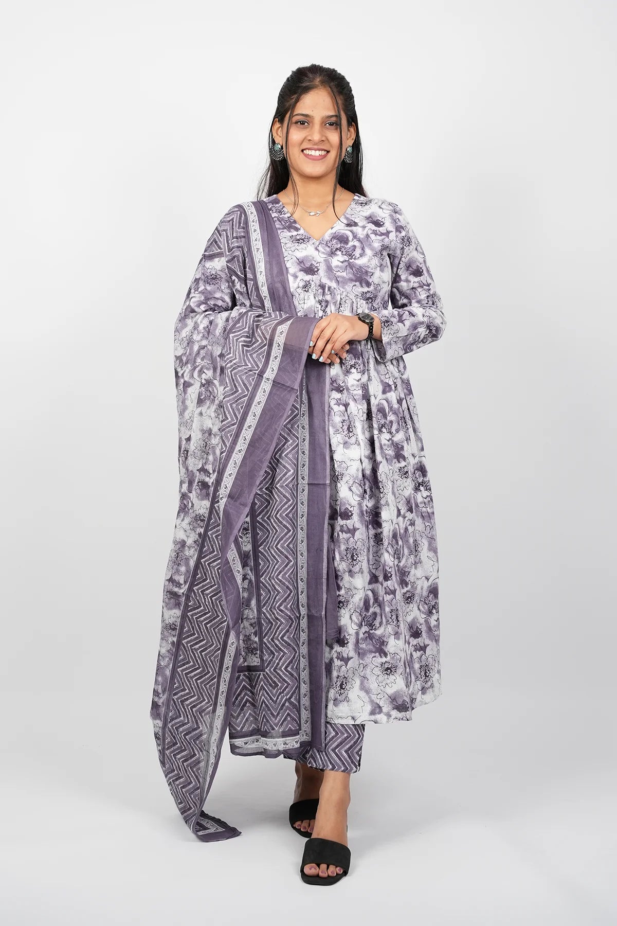 Lilac Alia Cut Kurta Suit Set