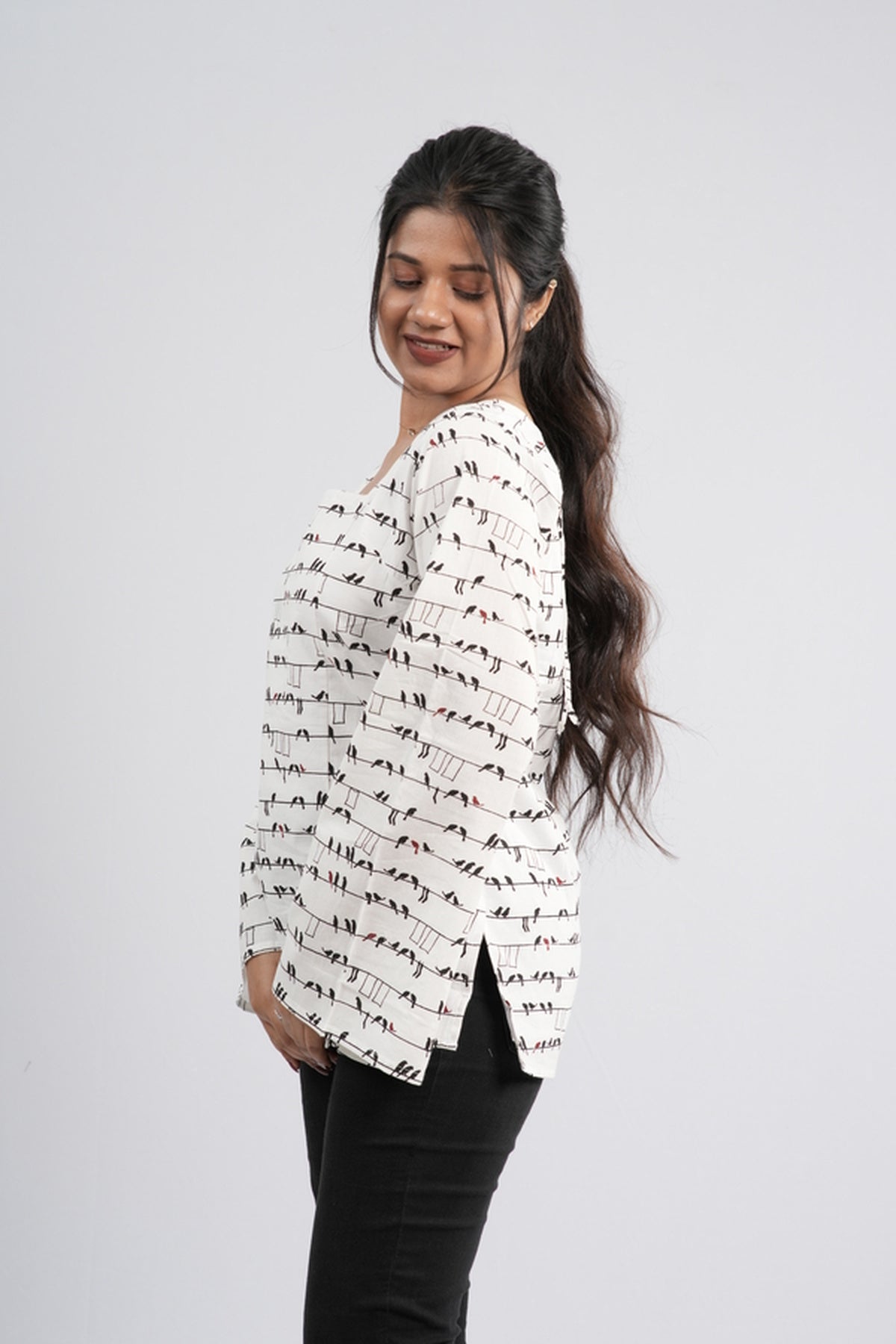 Women's Off-White & Black Abstract Cotton Short Kurti