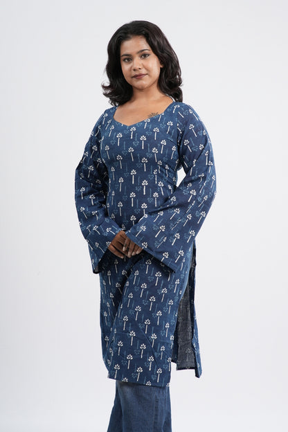 Women's Indigo Blue Floral Clover Handlock Cotton Long Kurti
