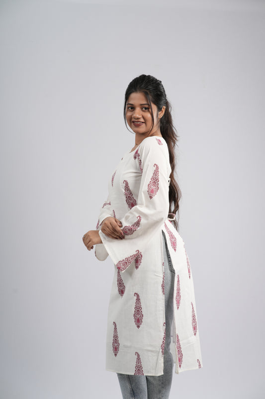 Women's Off-White & Red Floral Cotton Long Kurti