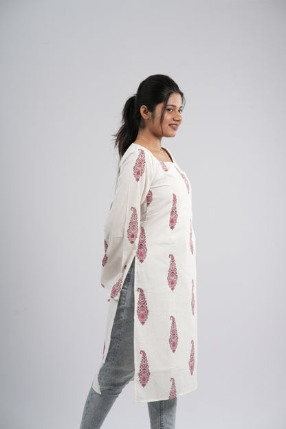 Women's Off-White & Red Floral Cotton Long Kurti