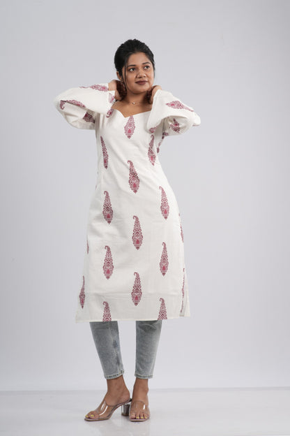 Women's Off-White & Red Floral Cotton Long Kurti
