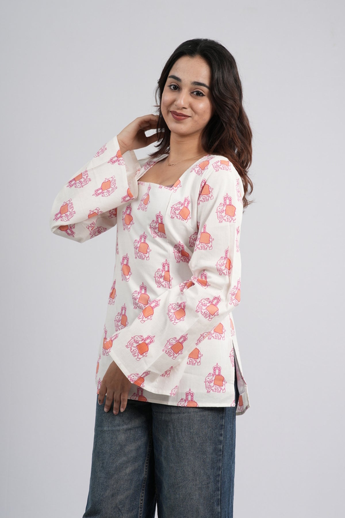 Women's Off-White & Orange Floral Cotton Short Kurti