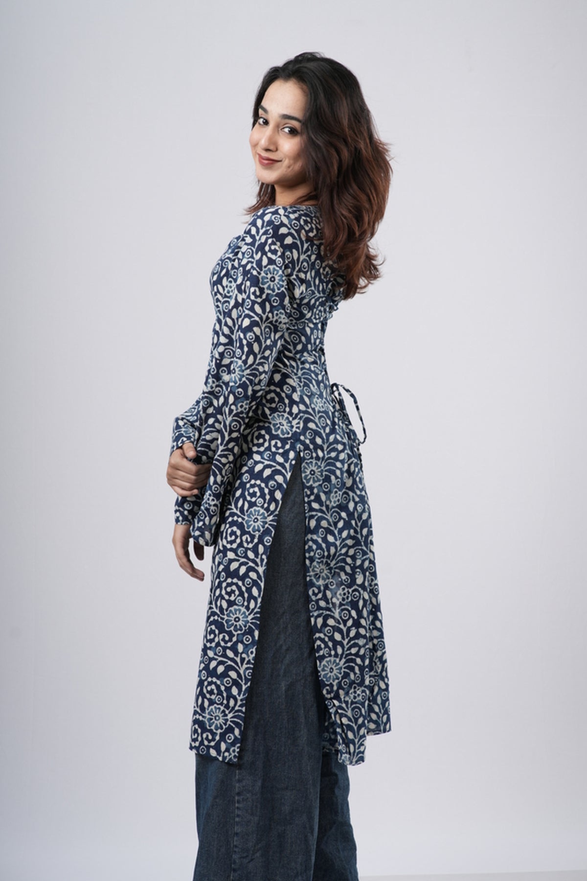Women's Indigo Blue Floral Jaal Handblock Cotton Long Kurti