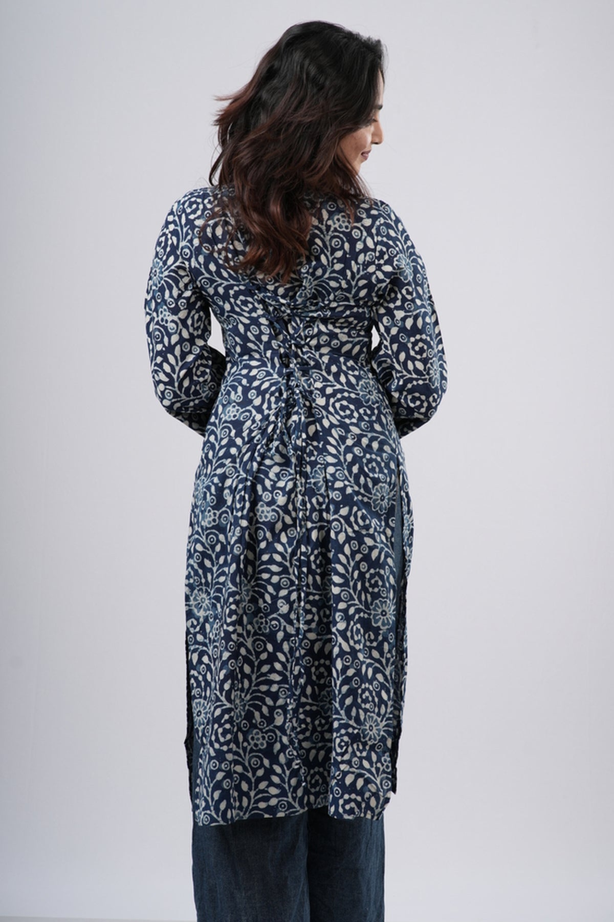 Women's Indigo Blue Floral Jaal Handblock Cotton Long Kurti