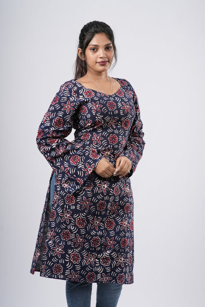 Women's Navy Blue & Red Floral Print Cotton Long Kurti