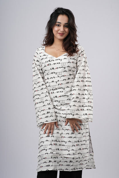 Women's Off-White & Black Geometric Cotton Long Kurti