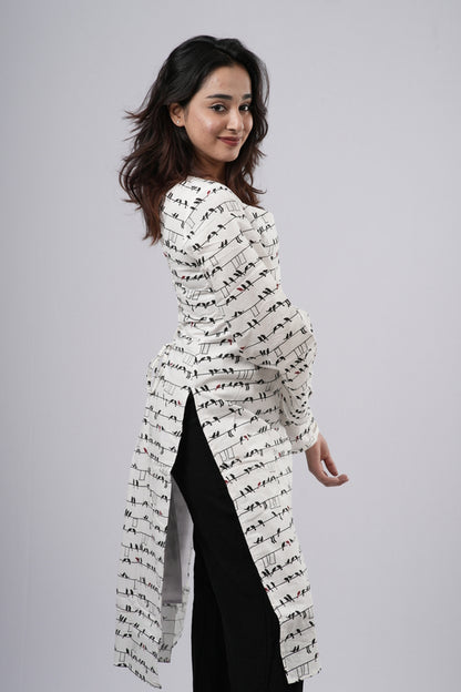 Women's Off-White & Black Geometric Cotton Long Kurti