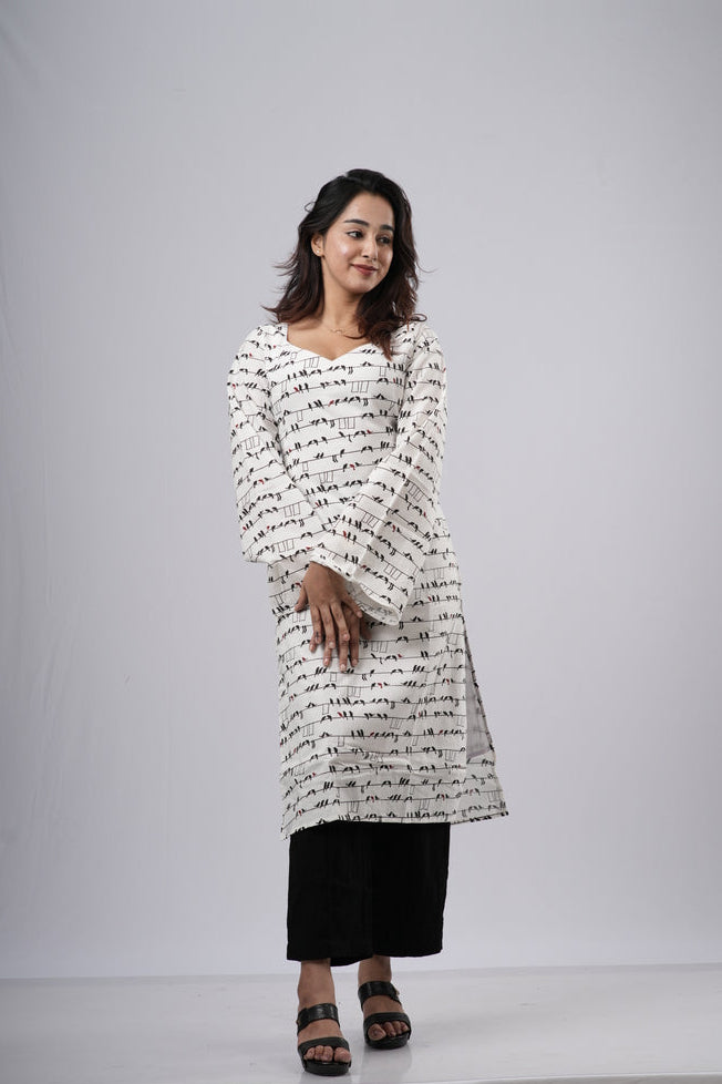 Women's Off-White & Black Geometric Cotton Long Kurti