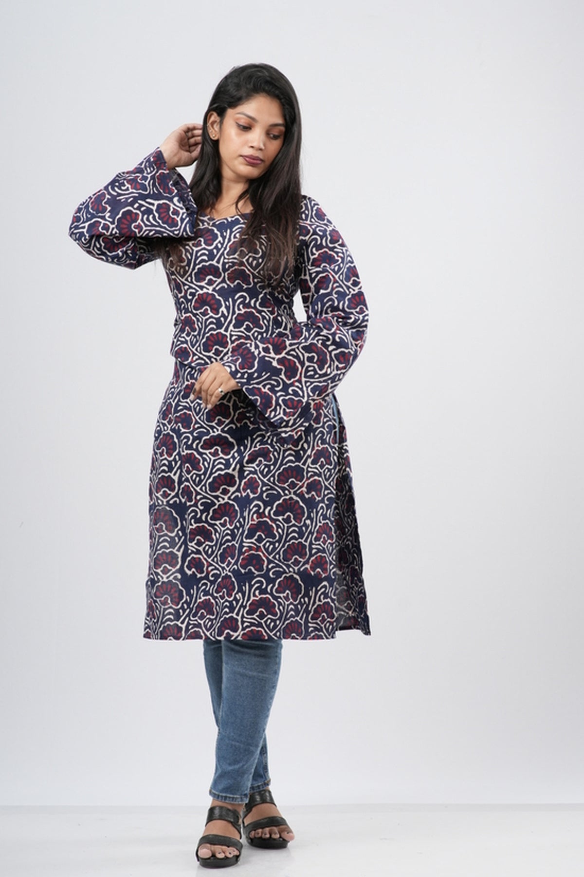 Women's Indigo Blue Floral Vine Print Cotton Long Kurti