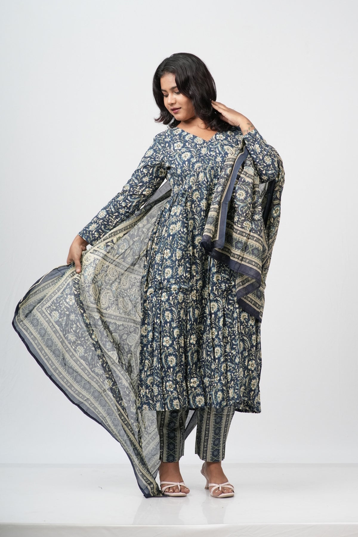 Indigo Floral Cotton Alia Cut Suit Set