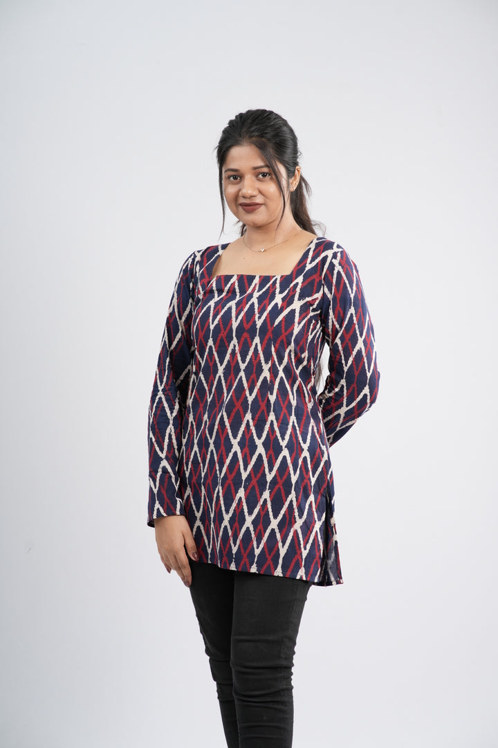 Women's Indigo Blue Zig-Zag Handblock Cotton Short Kurti