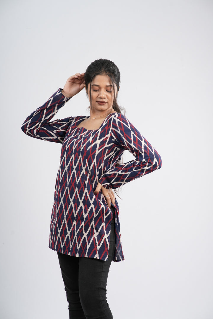 Women's Indigo Blue Zig-Zag Handblock Cotton Short Kurti